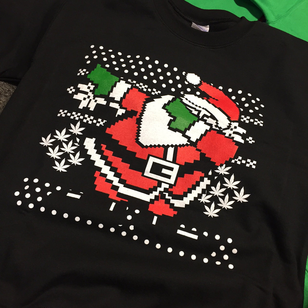 Dabbing santa clearance sweatshirt