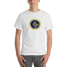 Fake Presidential Seal 45 Es Un Titere Donald Trump Shirt